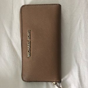 Michael Kors wallet